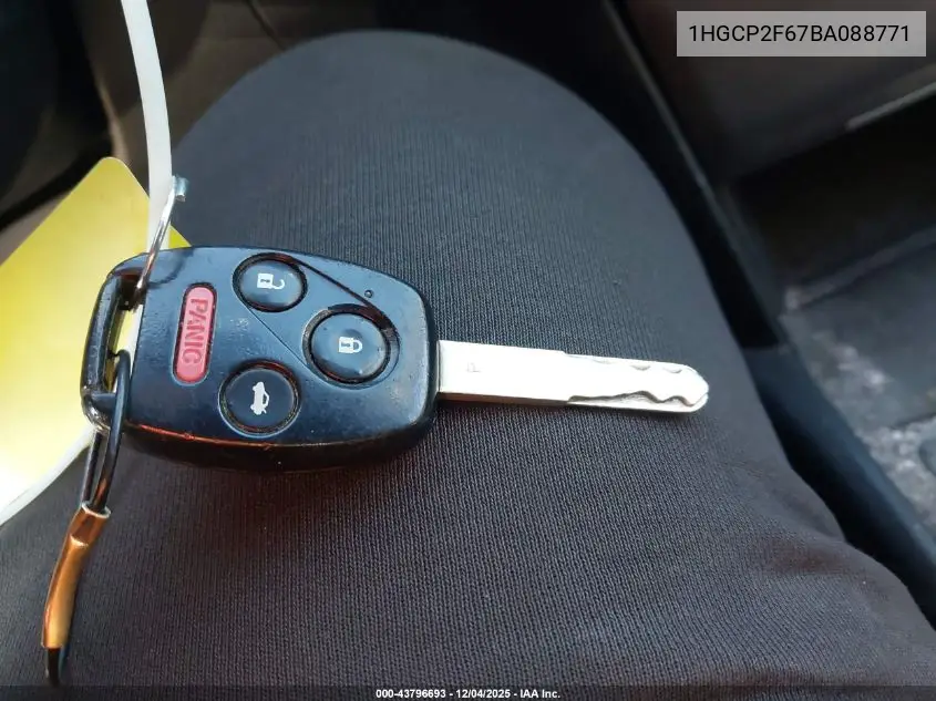 1HGCP2F67BA088771 2011 Honda Accord 2.4 Se