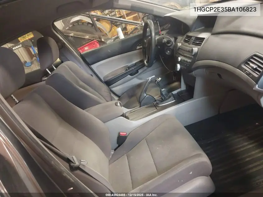 1HGCP2E35BA106823 2011 Honda Accord 2.4 Lx