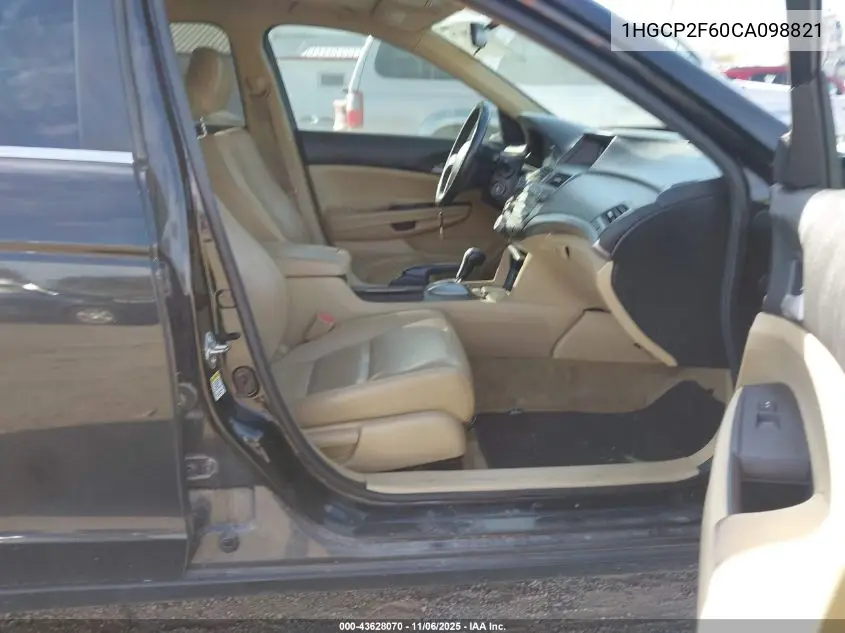 1HGCP2F60CA098821 2012 Honda Accord 2.4 Se