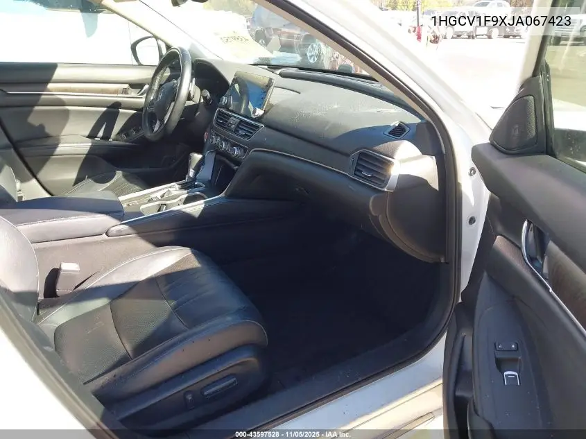 1HGCV1F9XJA067423 2018 Honda Accord Touring