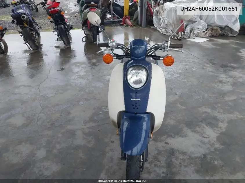 JH2AF60052K001651 2002 Honda Chf50