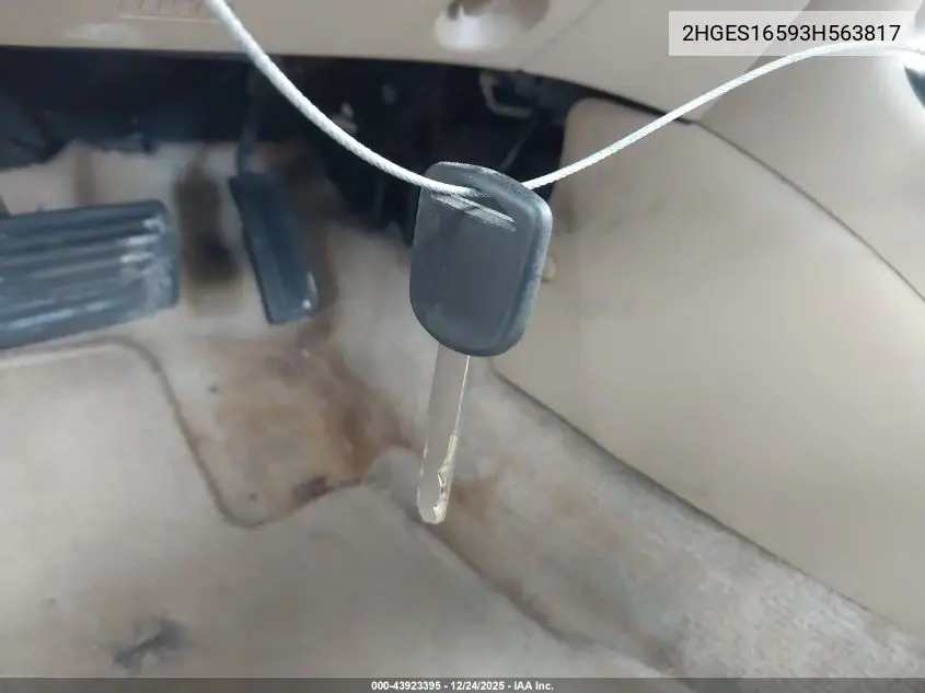 2HGES16593H563817 2003 Honda Civic Lx