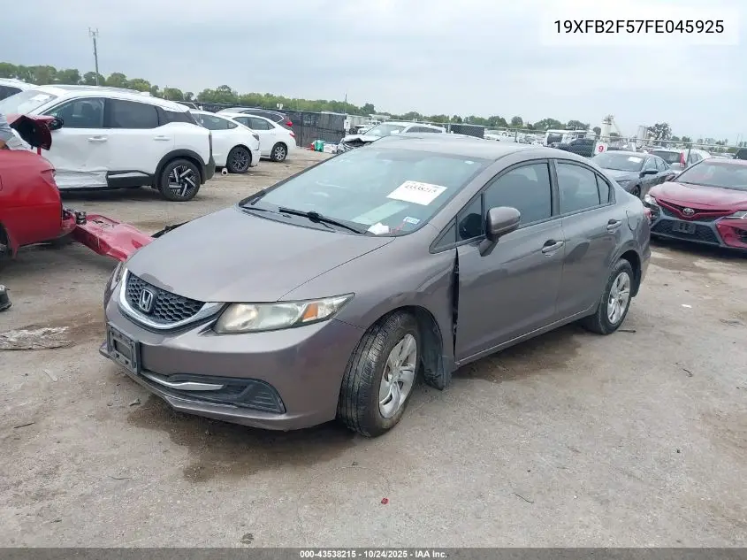 19XFB2F57FE045925 2015 Honda Civic Lx