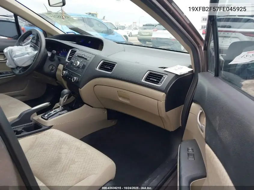 19XFB2F57FE045925 2015 Honda Civic Lx
