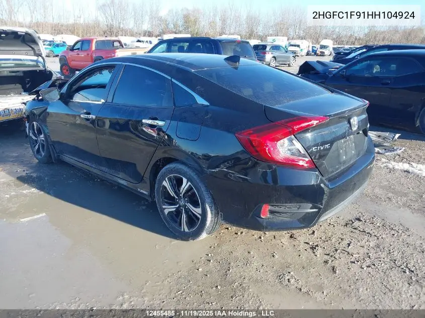 2HGFC1F91HH104924 2017 Honda Civic Touring