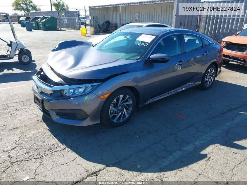 19XFC2F70HE227824 2017 Honda Civic Ex