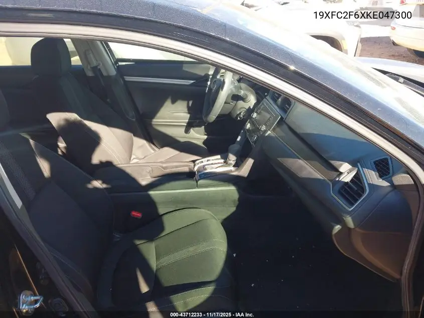 19XFC2F6XKE047300 2019 Honda Civic Lx