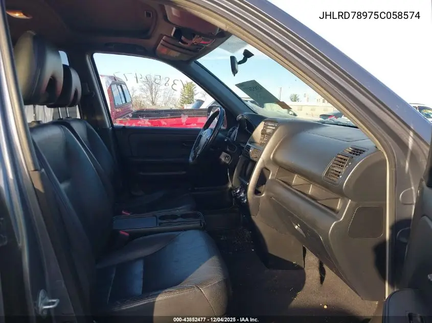 JHLRD78975C058574 2005 Honda Cr-V Se