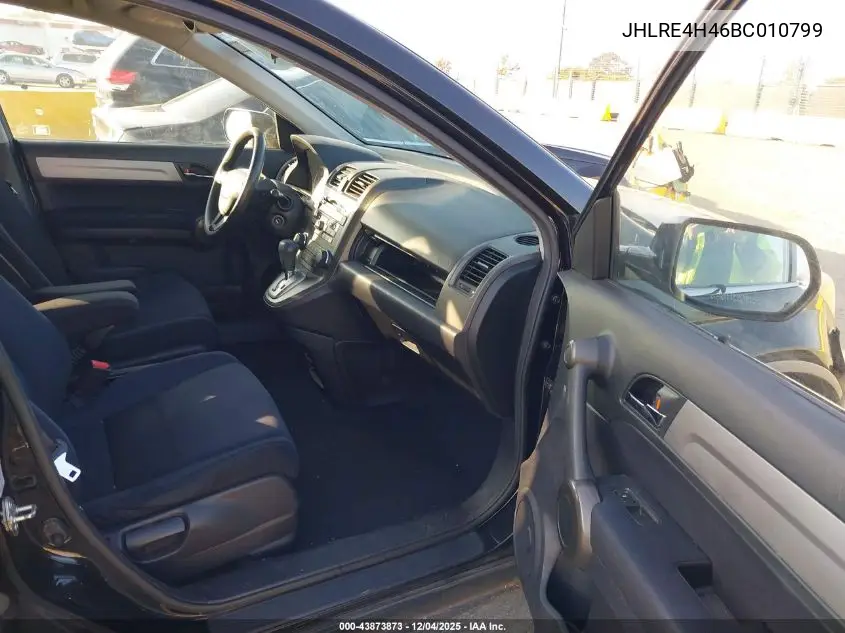 JHLRE4H46BC010799 2011 Honda Cr-V Se