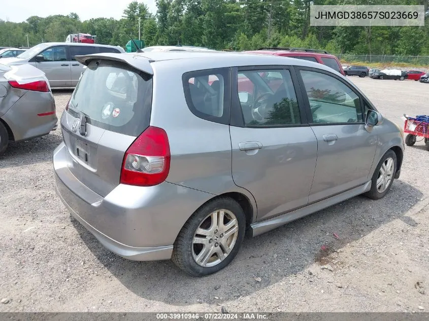 2007 Honda Fit Sport VIN: JHMGD38657S023669 Lot: 39910946