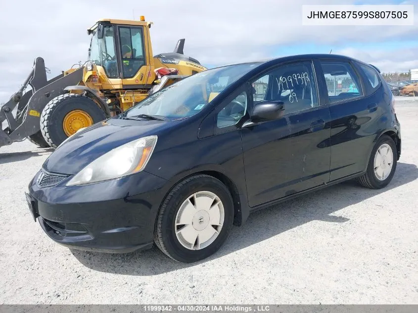 2009 Honda Fit Lx VIN: JHMGE87599S807505 Lot: 11999342