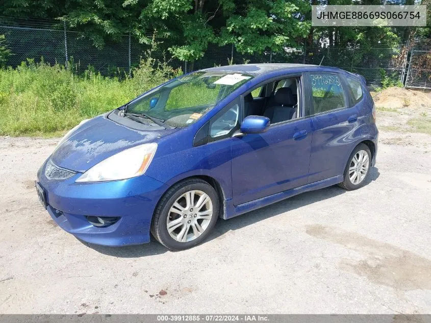 2009 Honda Fit Sport VIN: JHMGE88669S066754 Lot: 39912885