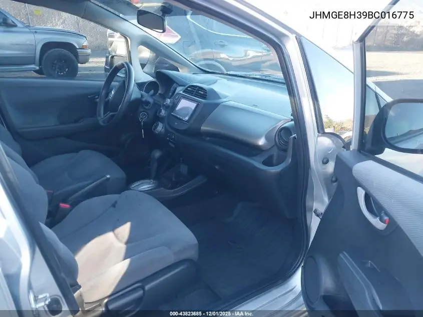 JHMGE8H39BC016775 2011 Honda Fit