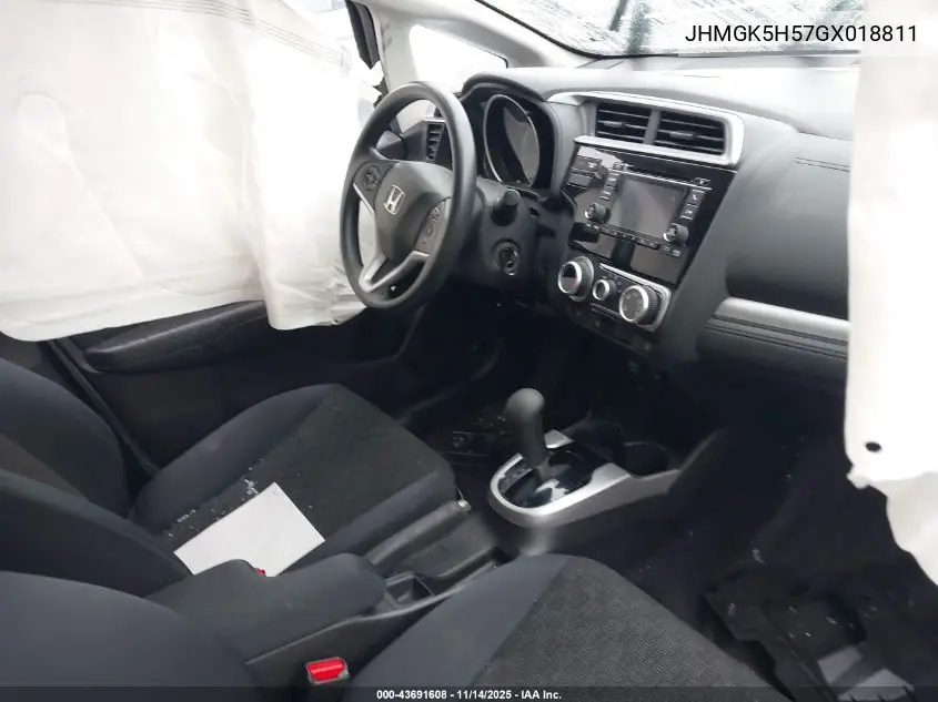 JHMGK5H57GX018811 2016 Honda Fit Lx