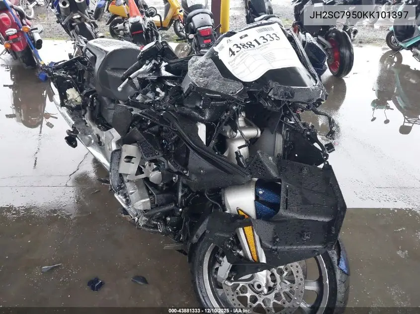 JH2SC7950KK101397 2019 Honda Gl1800 D