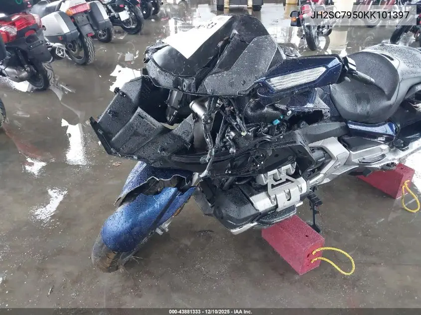 JH2SC7950KK101397 2019 Honda Gl1800 D