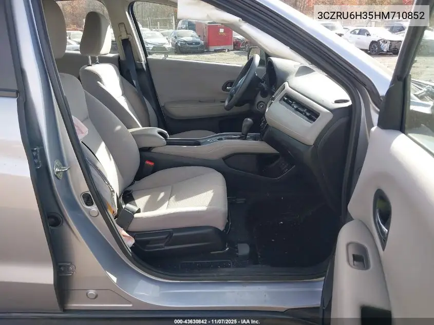 3CZRU6H35HM710852 2017 Honda Hr-V Lx