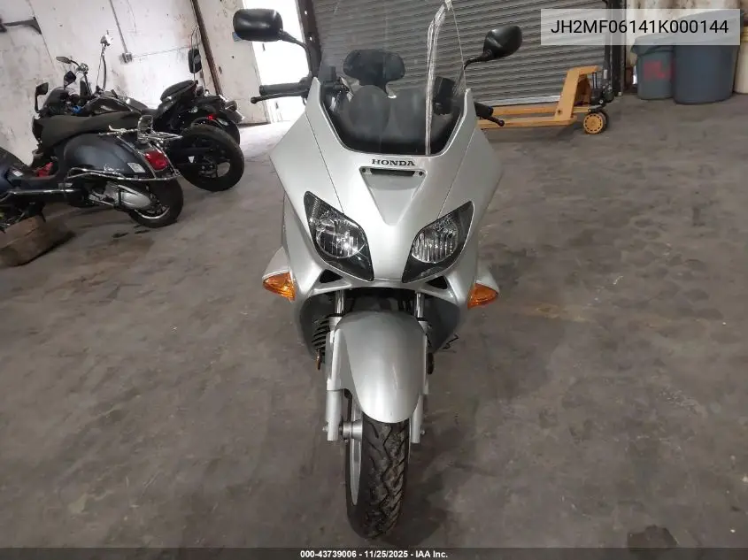 JH2MF06141K000144 2001 Honda Nss250