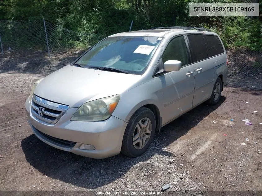 2005 Honda Odyssey Touring VIN: 5FNRL388X5B109469 Lot: 39438917