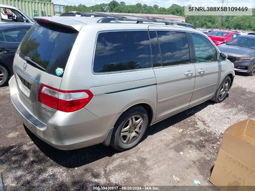 2005 Honda Odyssey Touring VIN: 5FNRL388X5B109469 Lot: 39438917