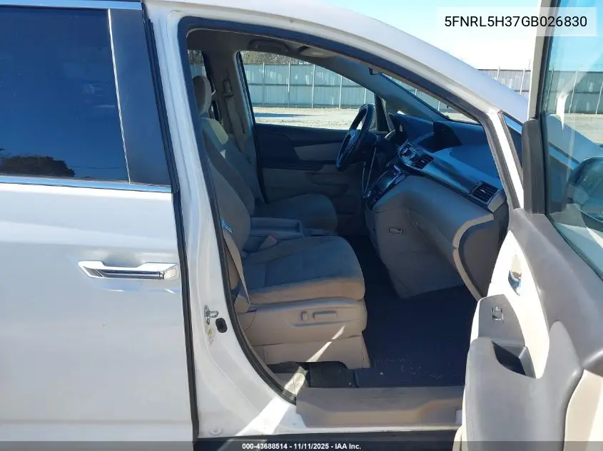 5FNRL5H37GB026830 2016 Honda Odyssey Se