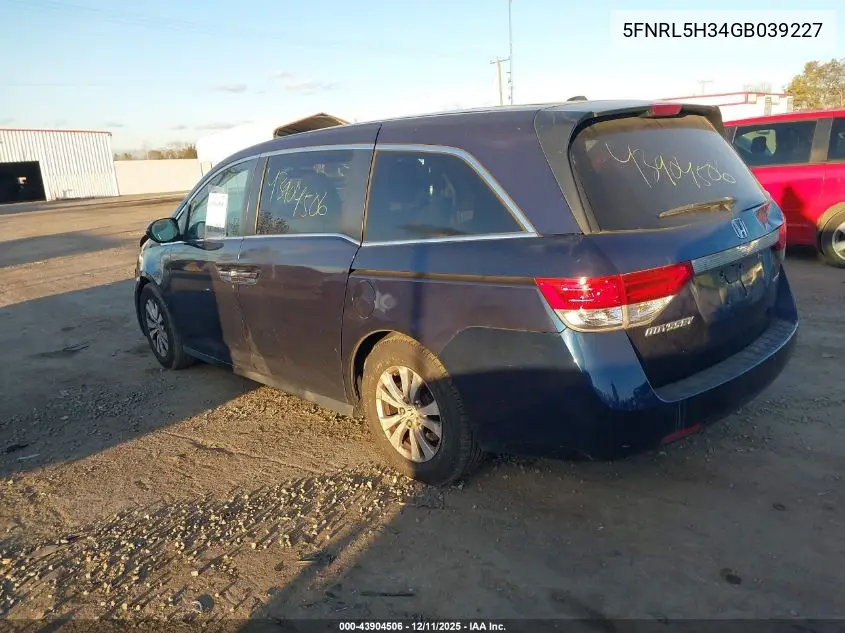 5FNRL5H34GB039227 2016 Honda Odyssey Se