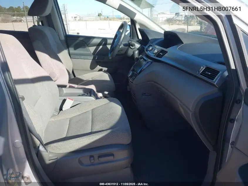 5FNRL5H31HB007661 2017 Honda Odyssey Se