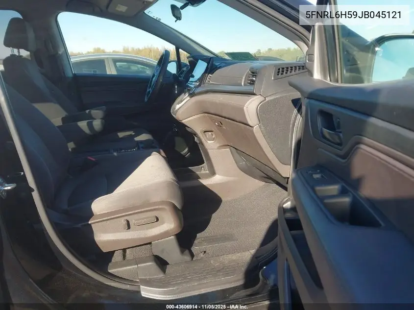 5FNRL6H59JB045121 2018 Honda Odyssey Ex