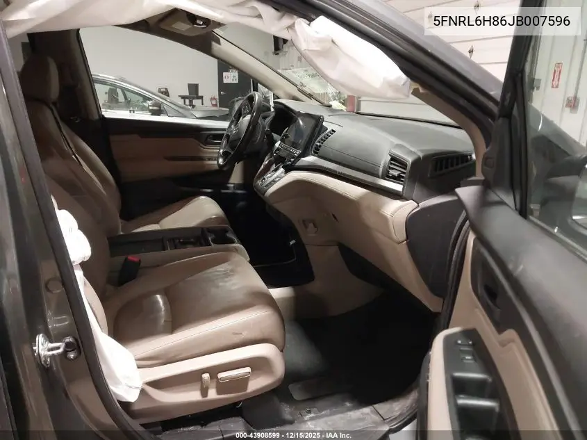 5FNRL6H86JB007596 2018 Honda Odyssey Touring