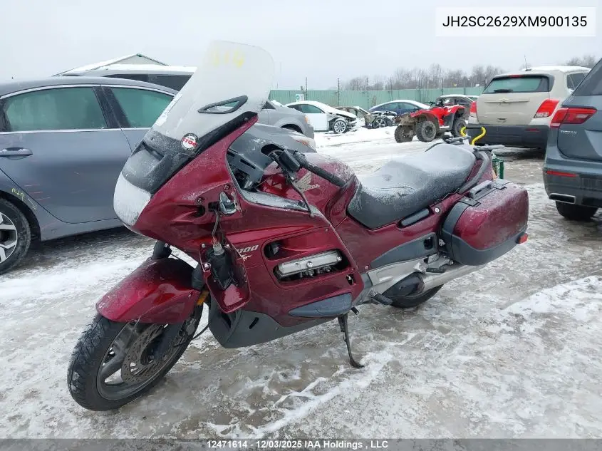 JH2SC2629XM900135 1999 Honda St1100