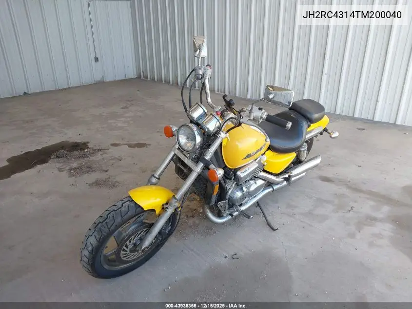 JH2RC4314TM200040 1996 Honda Vf750 C