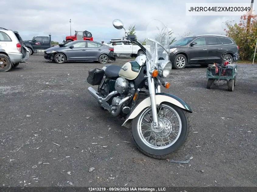 JH2RC44E2XM200349 1999 Honda Vt750 Cd3