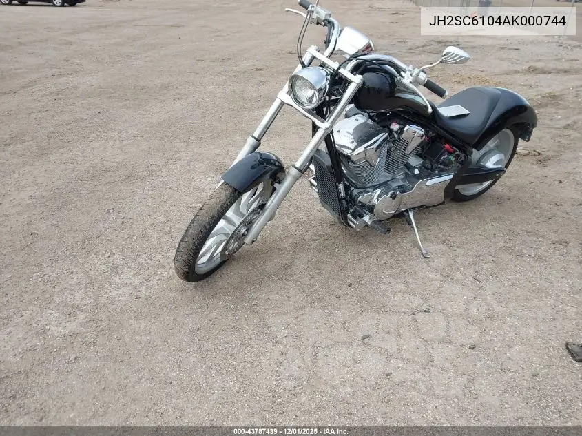 JH2SC6104AK000744 2010 Honda Vt1300 Cx