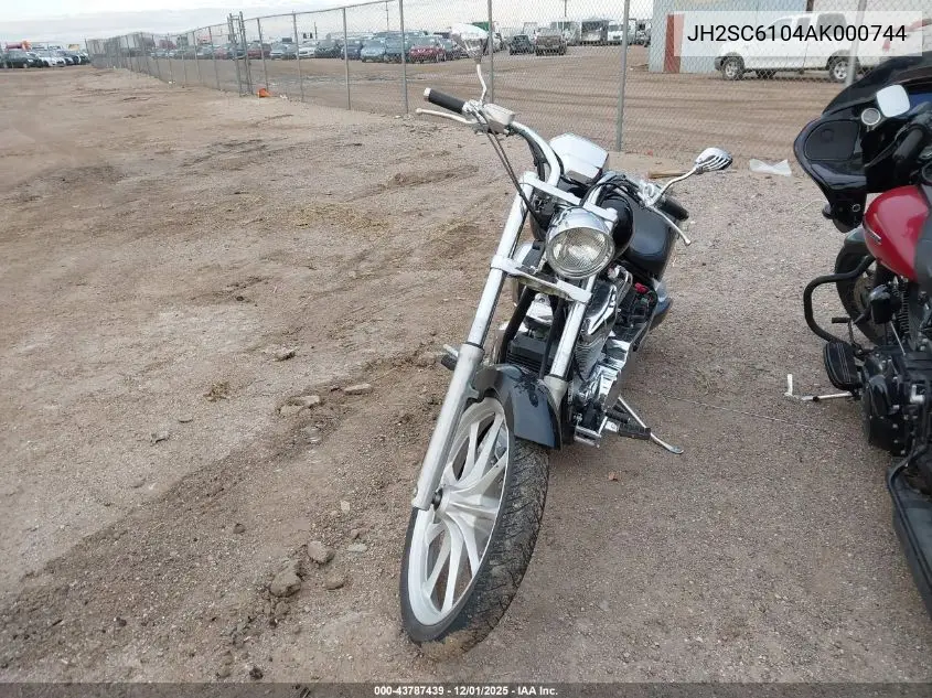 JH2SC6104AK000744 2010 Honda Vt1300 Cx