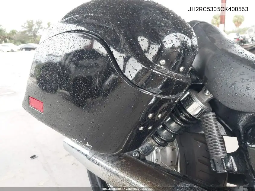 JH2RC5305CK400563 2012 Honda Vt750 C2