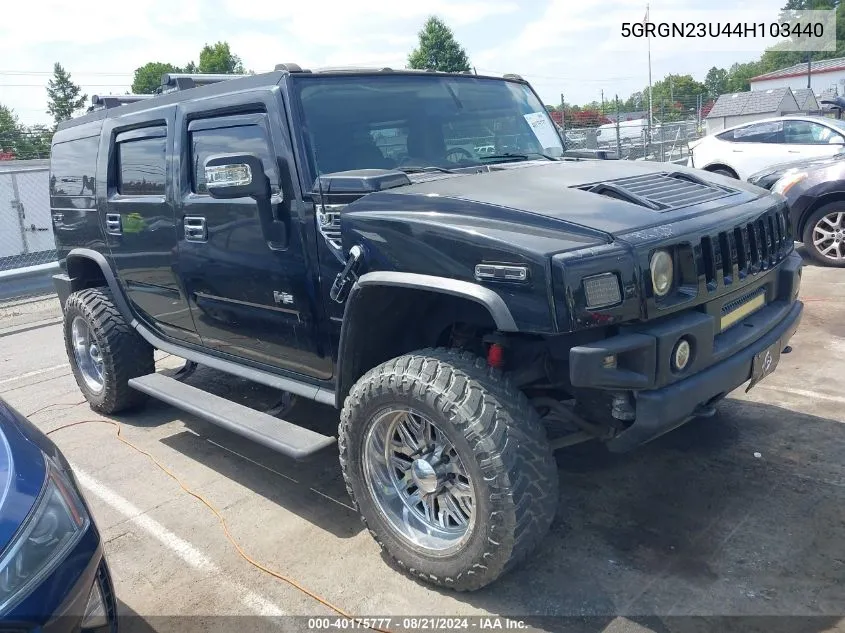 5GRGN23U44H103440 2004 Hummer H2