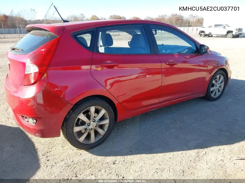 KMHCU5AE2CU037701 2012 Hyundai Accent Se