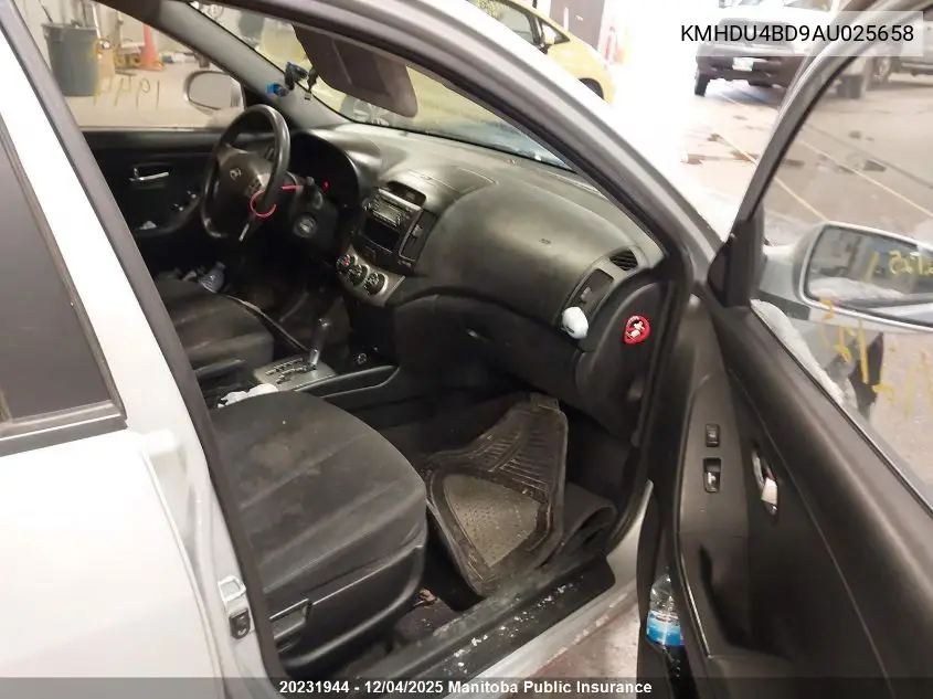 KMHDU4BD9AU025658 2010 Hyundai Elantra Gl