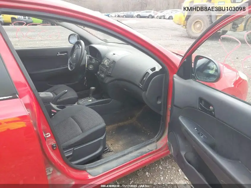 KMHDB8AE3BU103098 2011 Hyundai Elantra Touring Gls