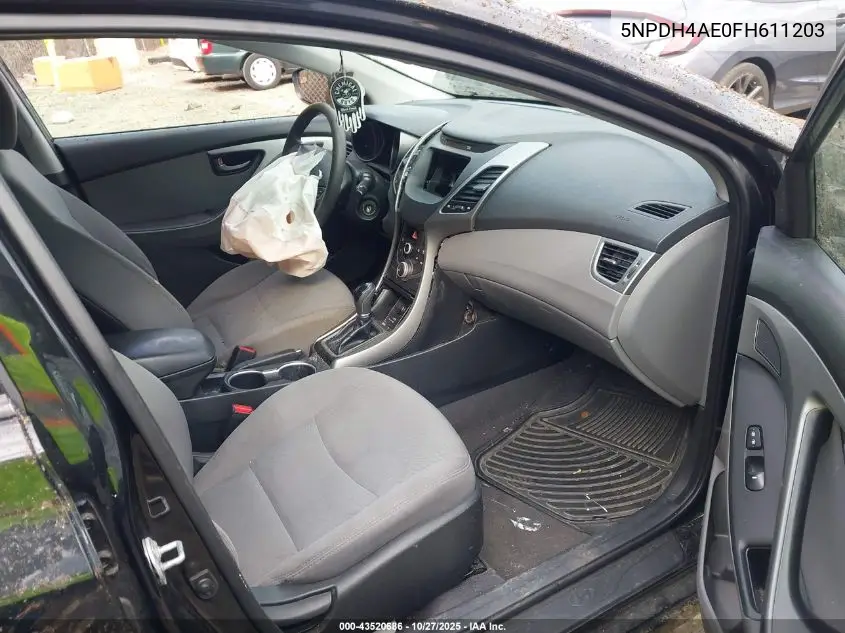 5NPDH4AE0FH611203 2015 Hyundai Elantra Se