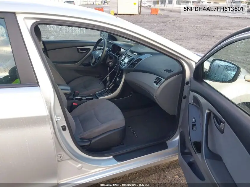 5NPDH4AE7FH613501 2015 Hyundai Elantra Se
