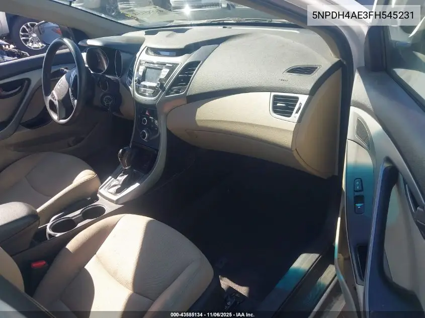 5NPDH4AE3FH545231 2015 Hyundai Elantra Se