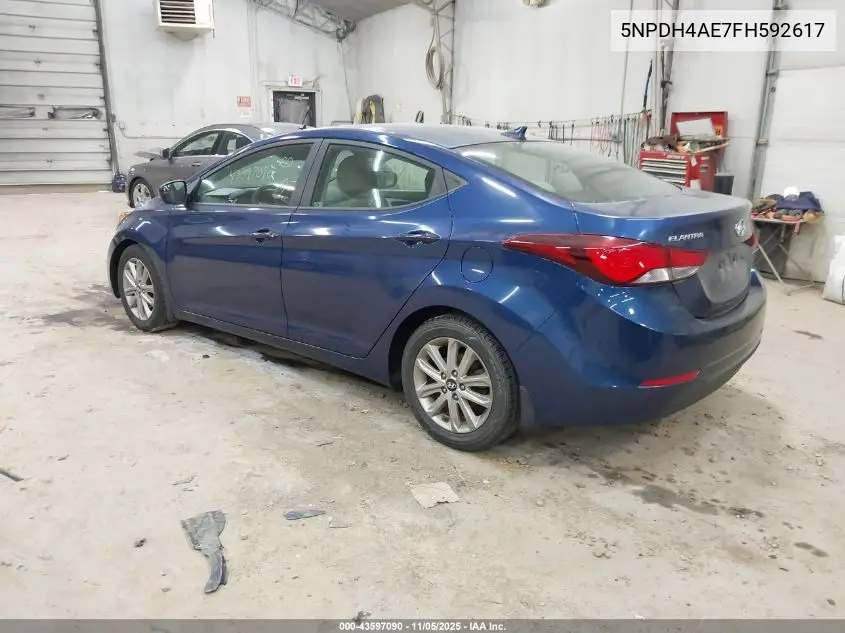 5NPDH4AE7FH592617 2015 Hyundai Elantra Se