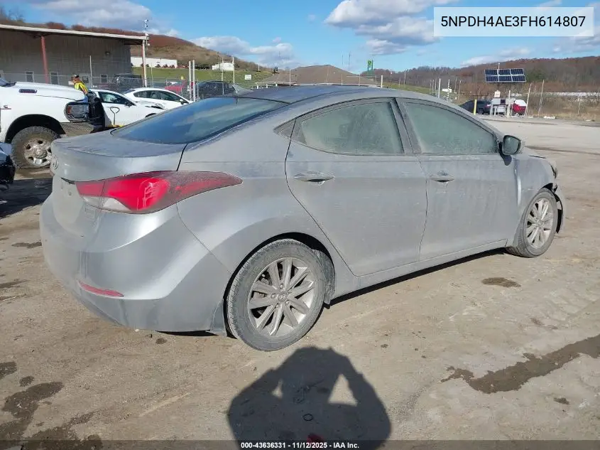 5NPDH4AE3FH614807 2015 Hyundai Elantra Se