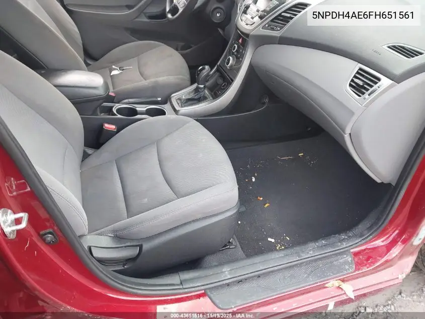 5NPDH4AE6FH651561 2015 Hyundai Elantra Se