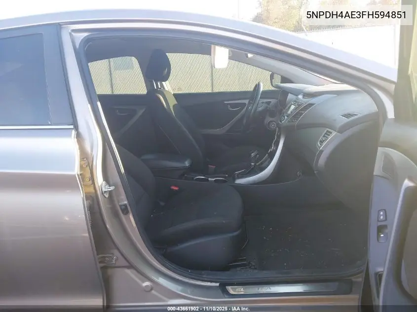 5NPDH4AE3FH594851 2015 Hyundai Elantra Se