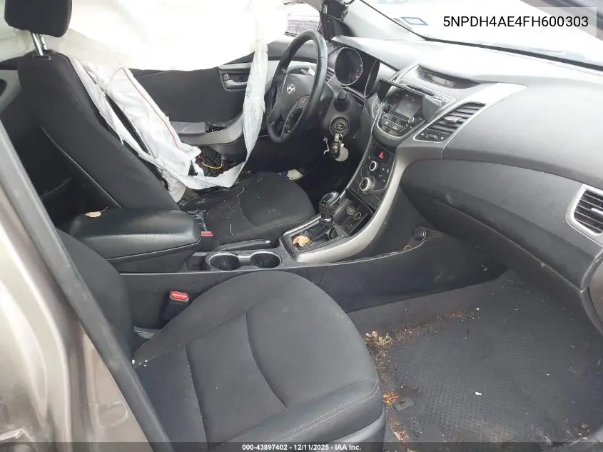 5NPDH4AE4FH600303 2015 Hyundai Elantra Se