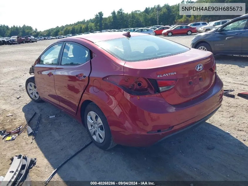 5NPDH4AE9GH685673 2016 Hyundai Elantra Se