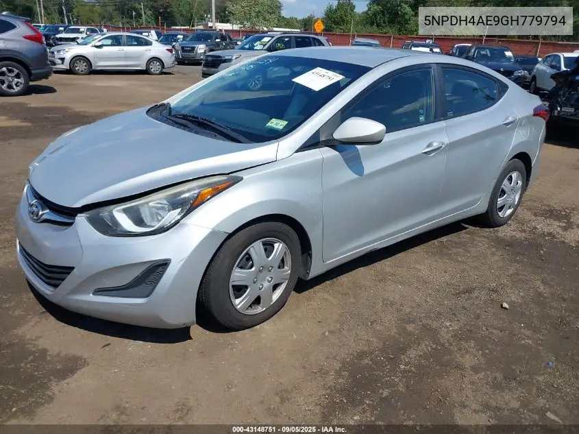 5NPDH4AE9GH779794 2016 Hyundai Elantra Se