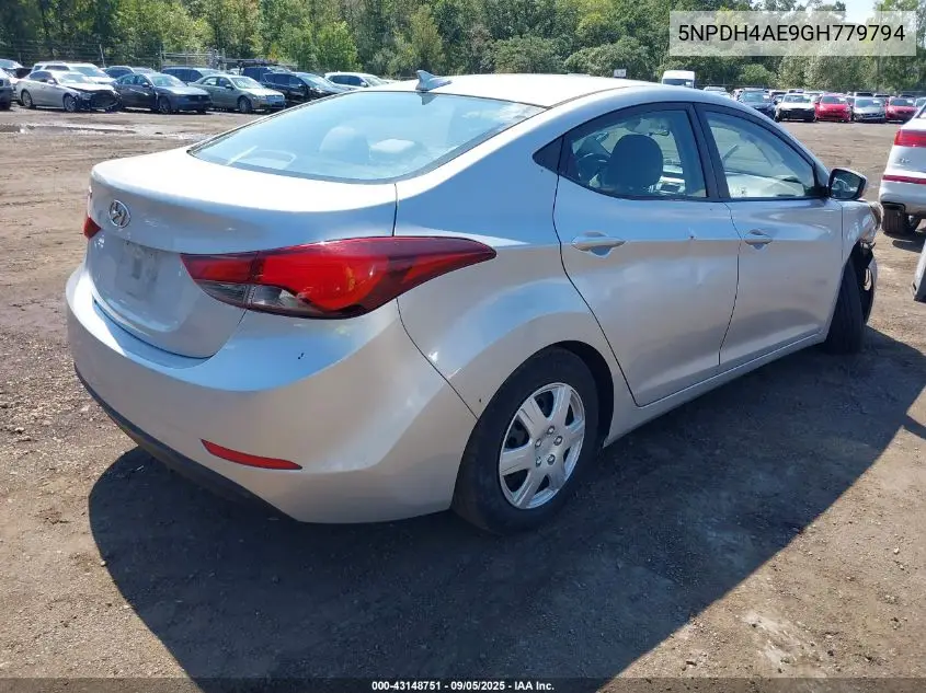 5NPDH4AE9GH779794 2016 Hyundai Elantra Se
